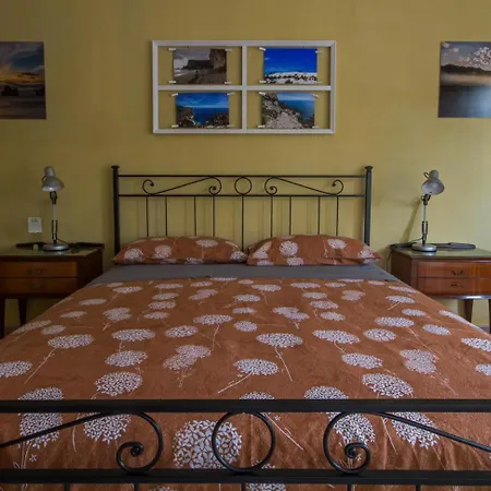 La Bitta Bed & Breakfast 2*